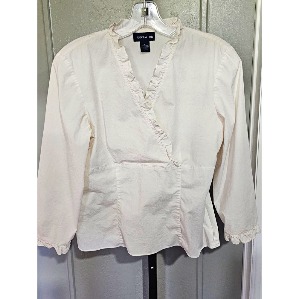 Ann Taylor Women's 6 White Ruffle Wrap Blouse Coquette Cottagecore Y2K
